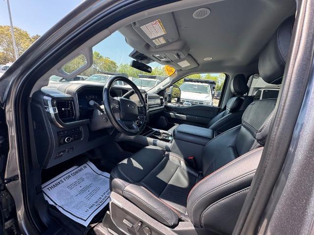 2023 Ford F-450 LARIAT