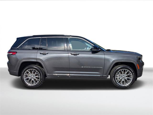 2022 Jeep Grand Cherokee Summit 4x2