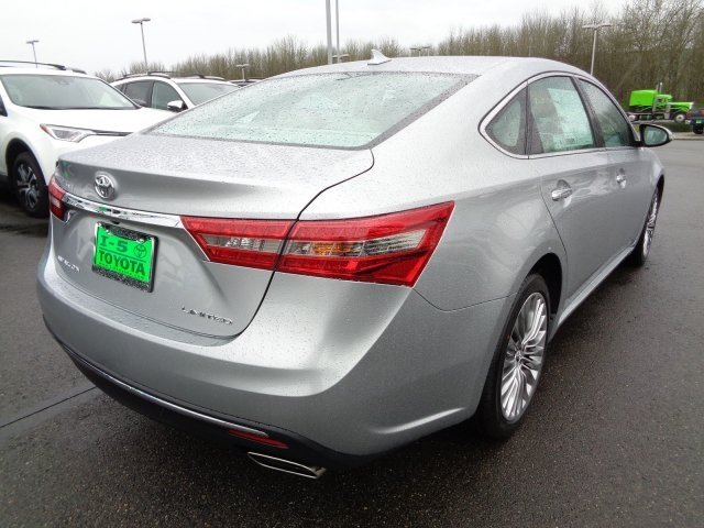 2017 Toyota Avalon (Natl)