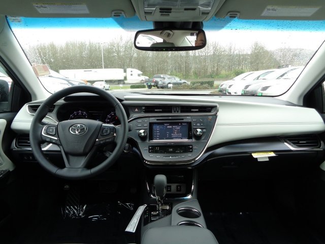 2017 Toyota Avalon (Natl)