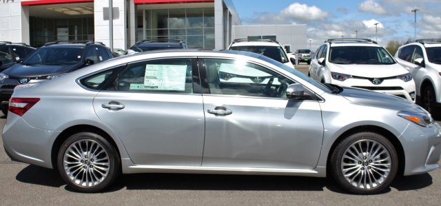 2017 Toyota Avalon (Natl)