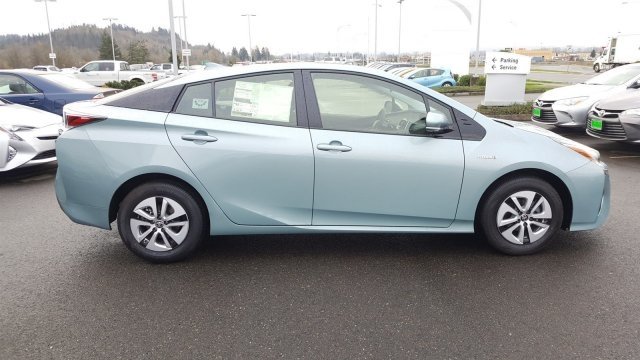 2017 Toyota Prius Three