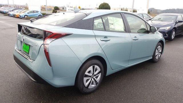2017 Toyota Prius Three