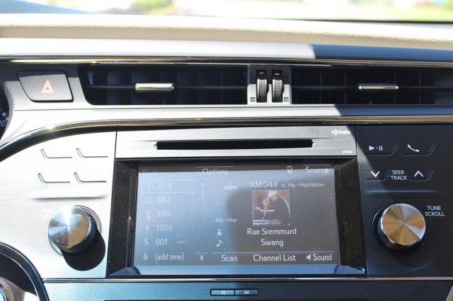 2018 Toyota Avalon Hybrid (Natl)