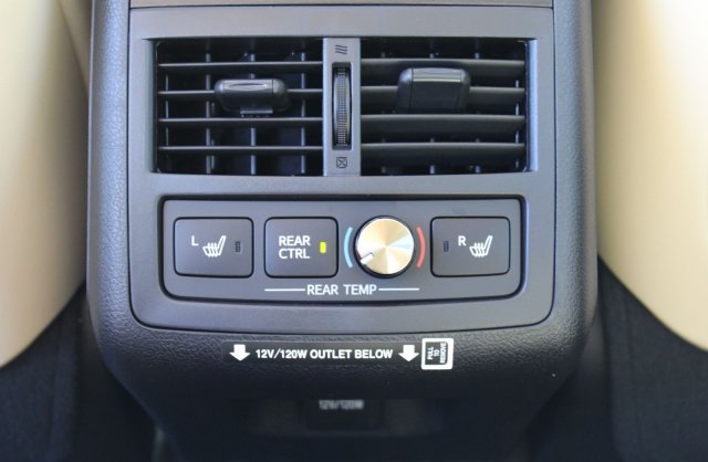 2018 Toyota Avalon Hybrid (Natl)