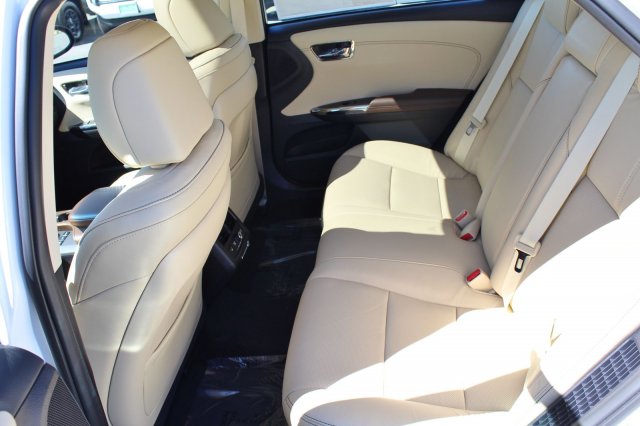 2018 Toyota Avalon Hybrid (Natl)