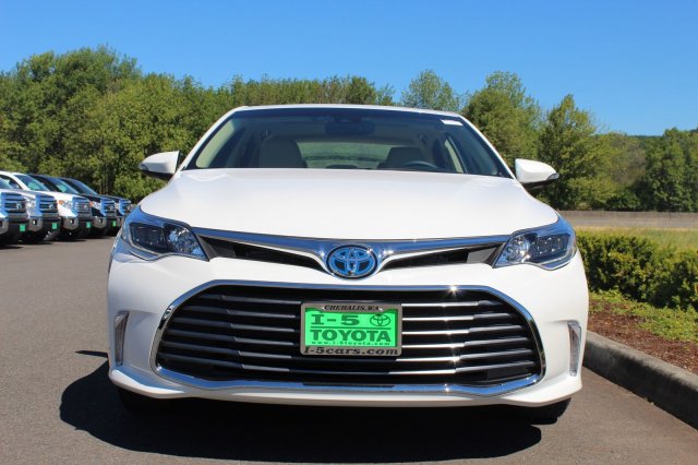 2018 Toyota Avalon Hybrid (Natl)