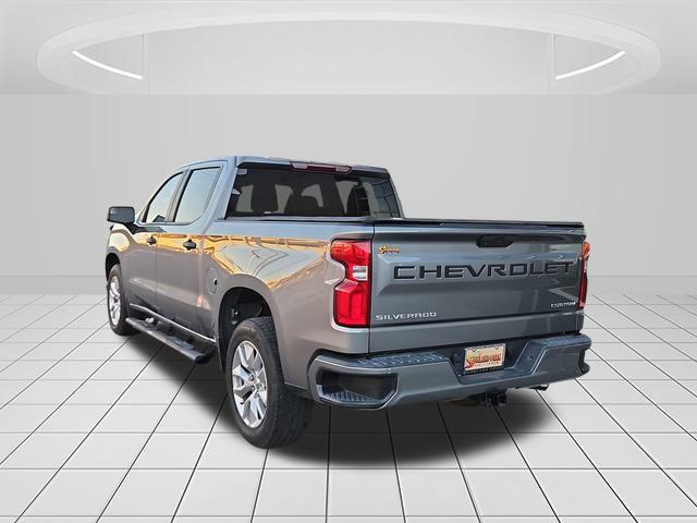 2021 Chevrolet Silverado 1500 2WD Crew Cab Short Bed Custom