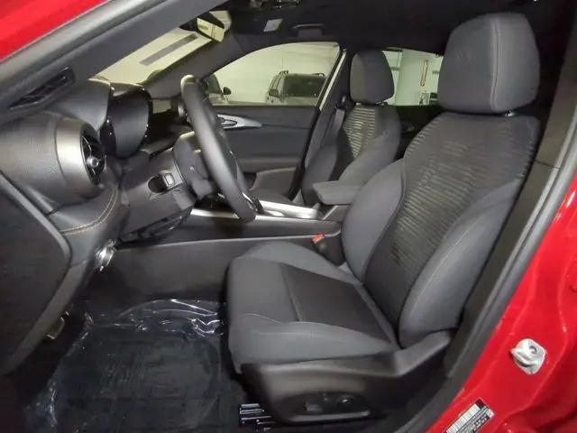 2025 Alfa Romeo Tonale Hybrid EAWD