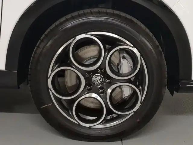 2025 Alfa Romeo Tonale Hybrid EAWD