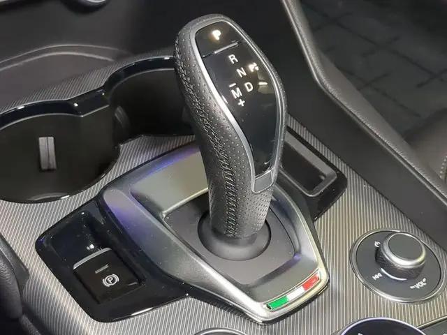 2025 Alfa Romeo Giulia RWD