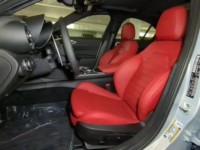 2025 Alfa Romeo Giulia RWD