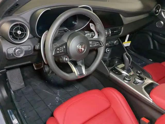 2025 Alfa Romeo Giulia RWD