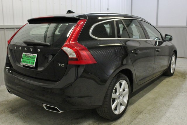 2016 Volvo V60 T5 Drive-E Premier