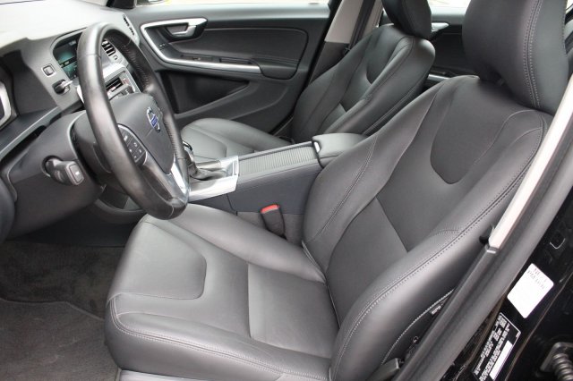 2016 Volvo V60 T5 Drive-E Premier