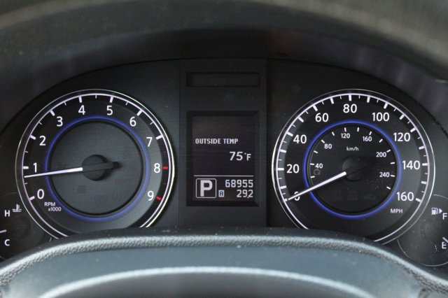 2012 INFINITI G37 x