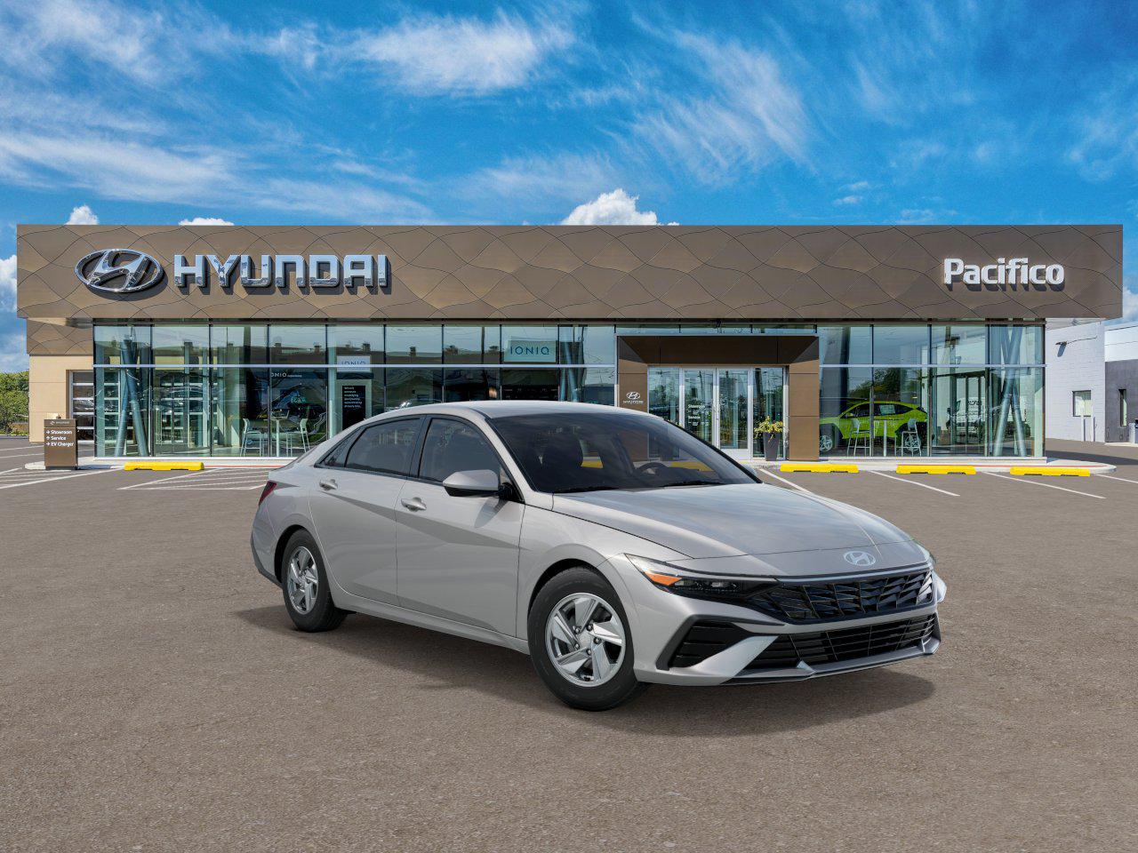 2025 Hyundai Elantra SE photo 2