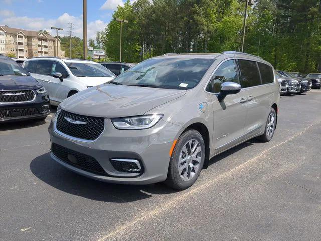2025 Chrysler Pacifica Hybrid PACIFICA PLUG-IN HYBRID PINNACLE