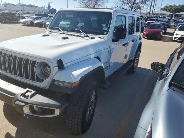 2024 Jeep Wrangler 4-Door Sahara 4x4