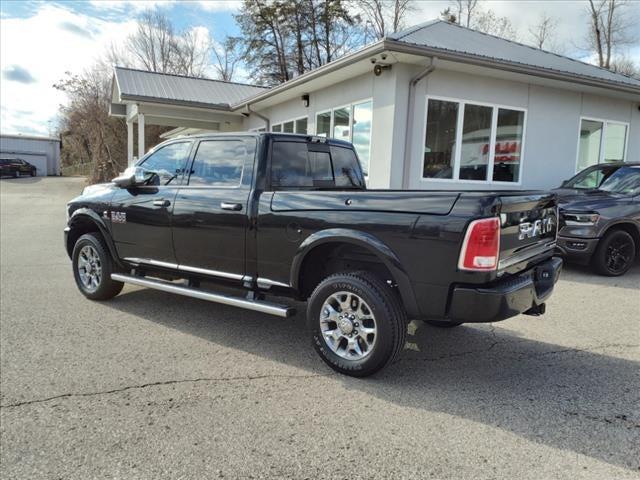 2017 RAM 3500 Limited Crew Cab 4x4 64 Box