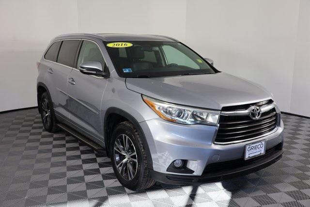 2016 Toyota Highlander