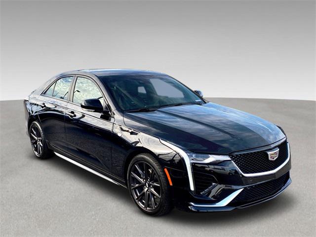 2022 Cadillac CT4