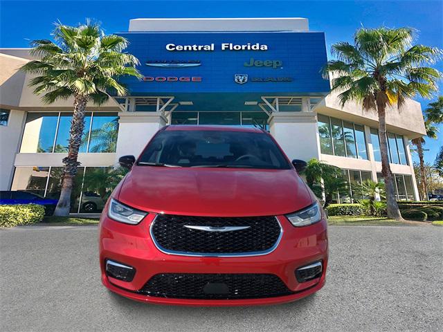 2025 Chrysler Pacifica Hybrid PACIFICA PLUG-IN HYBRID SELECT