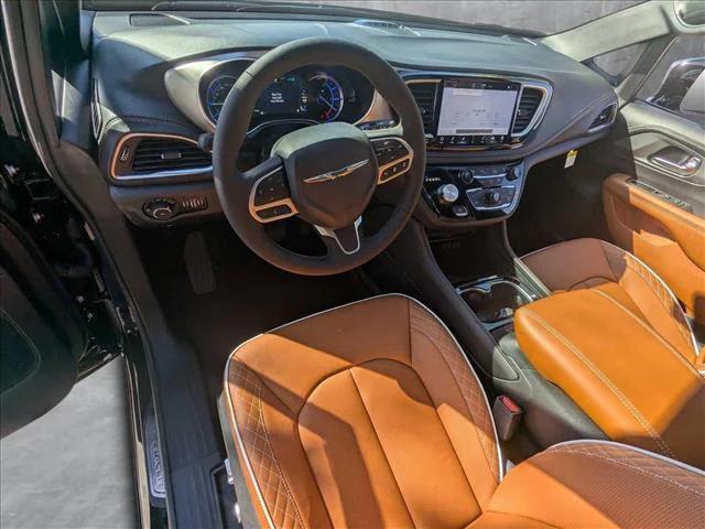 2025 Chrysler Pacifica Hybrid PACIFICA PLUG-IN HYBRID PINNACLE