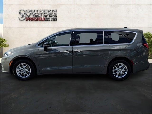 2025 Chrysler Pacifica PACIFICA SELECT