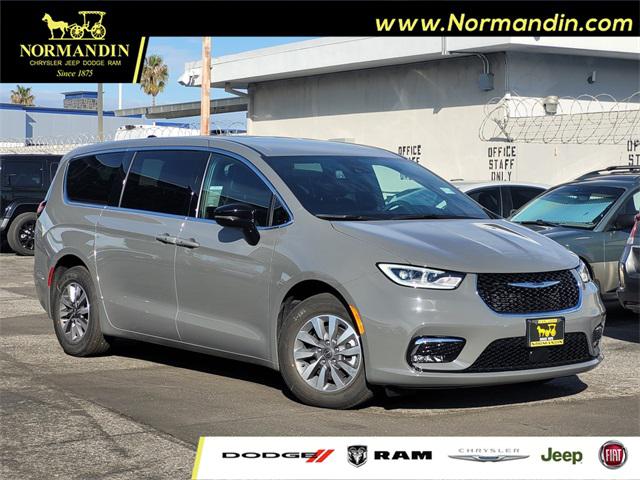 2025 Chrysler Pacifica Hybrid PACIFICA PLUG-IN HYBRID SELECT