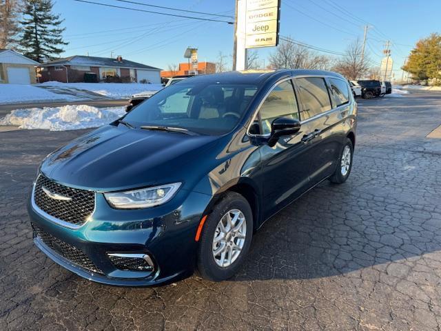 2025 Chrysler Pacifica PACIFICA SELECT