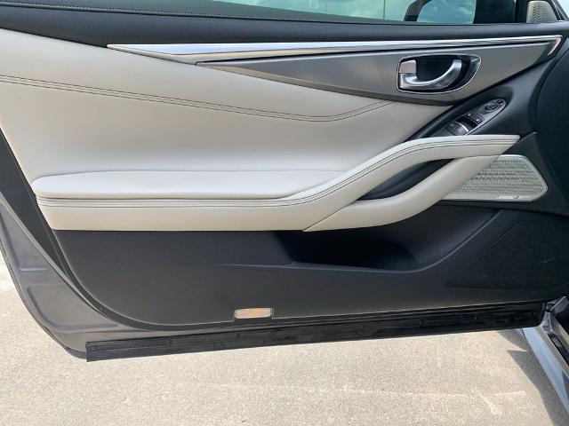2017 INFINITI Q60 3.0t Premium