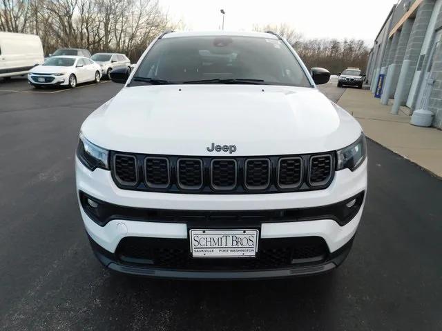 2025 Jeep Compass COMPASS LATITUDE 4X4