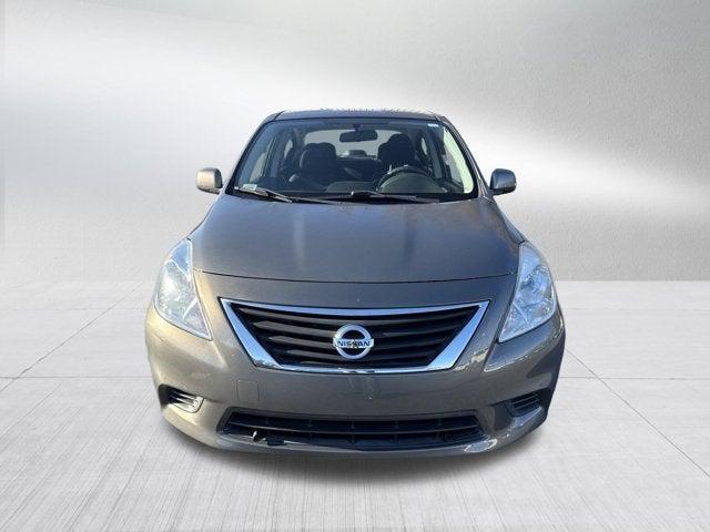 2012 Nissan Versa 1.6 SV