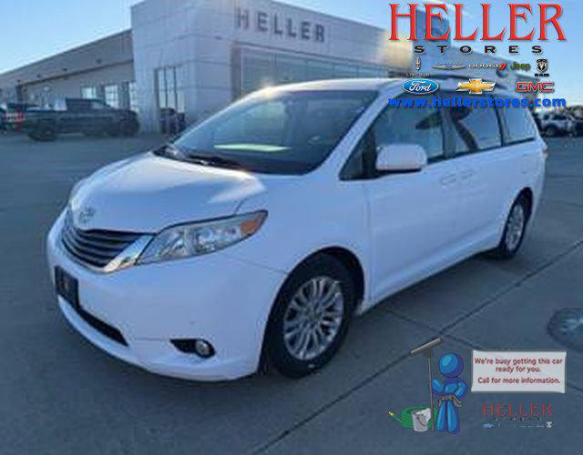 2011 Toyota Sienna XLE V6