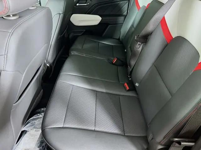 2024 GMC Canyon 4WD AT4X