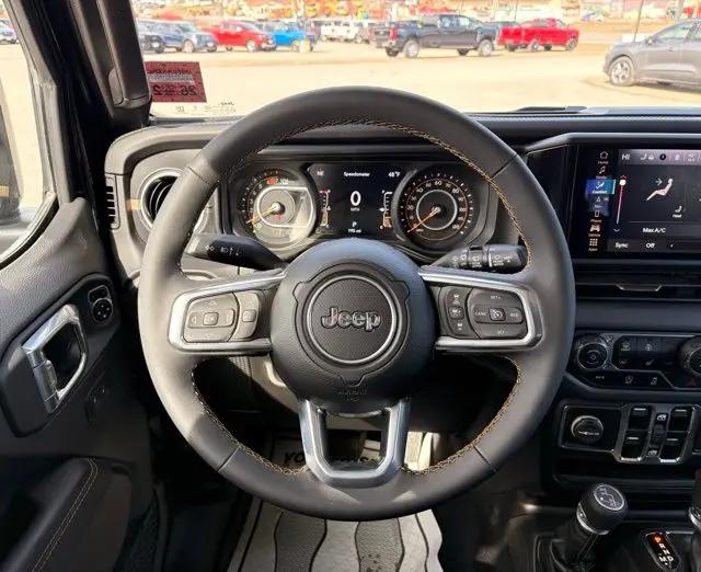 2025 Jeep Wrangler 4-Door Sahara 4x4