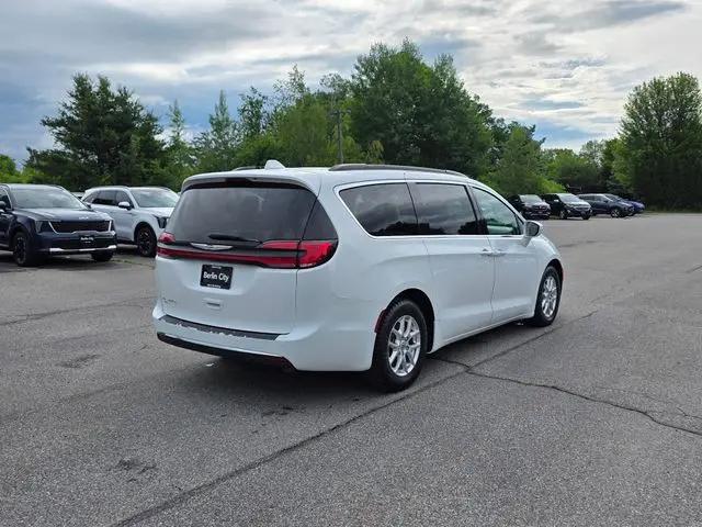 2022 Chrysler Pacifica Touring L