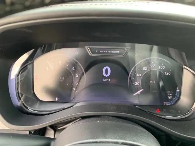 2025 Ram 1500 Limited Crew Cab 4x4 57 Box