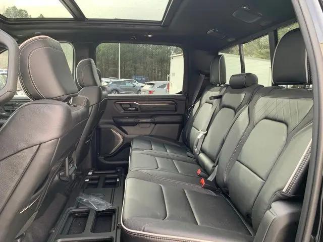 2025 Ram 1500 Limited Crew Cab 4x4 57 Box