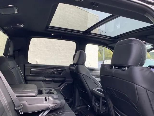 2025 Ram 1500 Limited Crew Cab 4x4 57 Box
