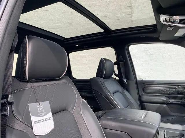 2025 Ram 1500 Limited Crew Cab 4x4 57 Box