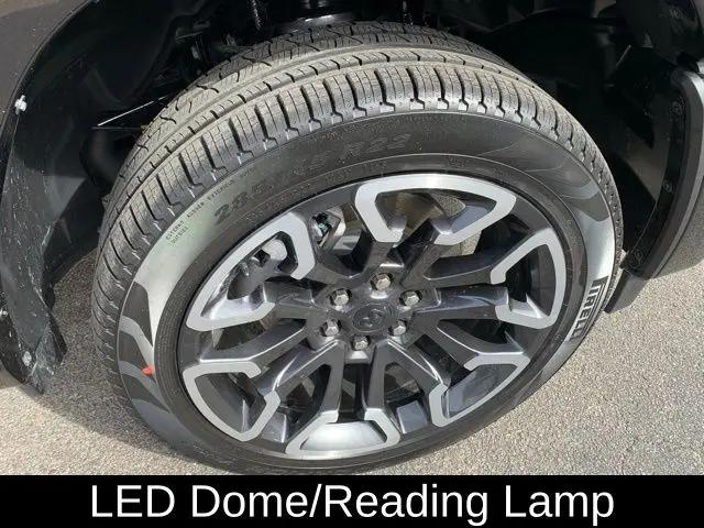 2025 Ram 1500 Limited Crew Cab 4x4 57 Box