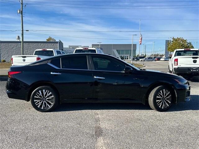 2023 Nissan Altima SV Intelligent AWD