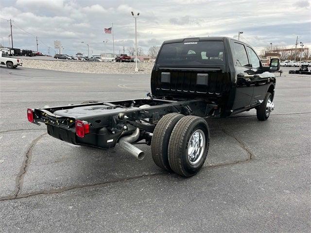 2024 RAM Ram 3500 Chassis Cab RAM 3500 TRADESMAN CREW CAB CHASSIS 4X4 60 CA