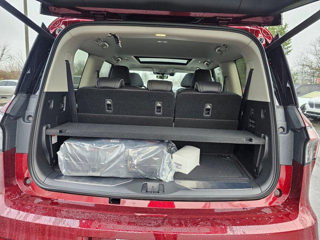 2025 INFINITI QX80 SENSORY AWD