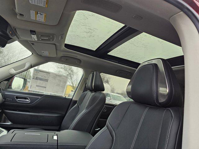 2025 INFINITI QX80 SENSORY AWD