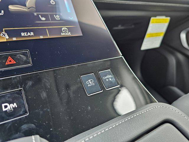 2025 INFINITI QX80 SENSORY AWD
