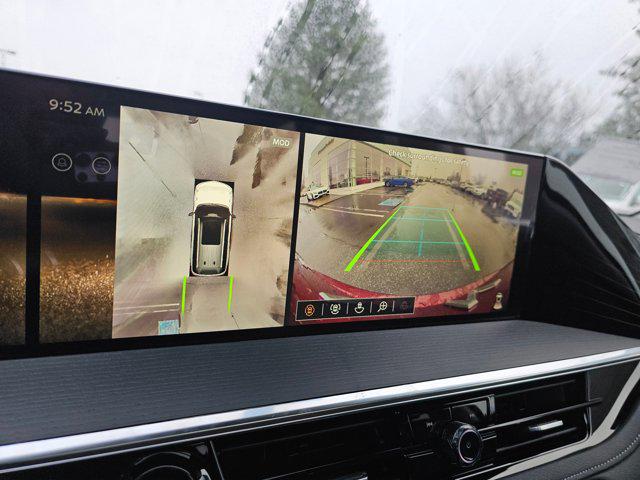 2025 INFINITI QX80 SENSORY AWD
