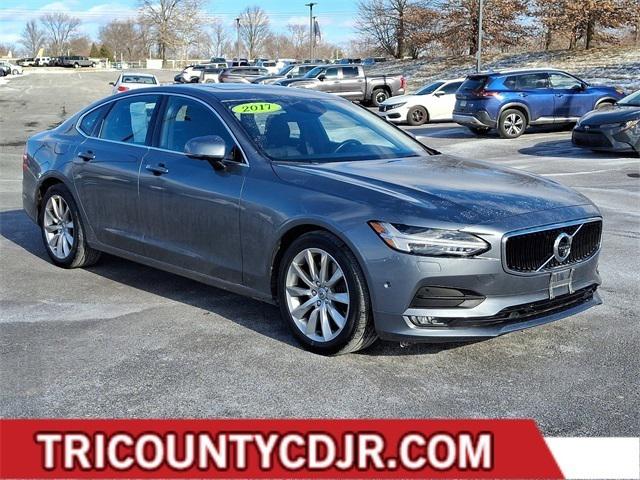 2017 Volvo S90 T6 Momentum 2017 Volvo S90 T6 Momentum